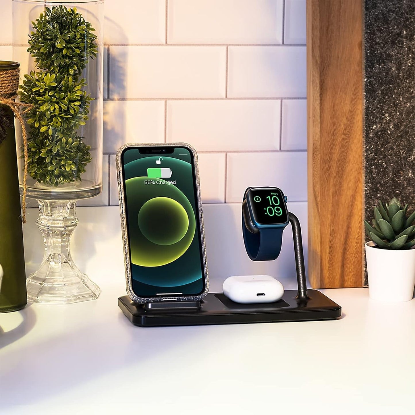 FUEL Fast Charger 4-in-1 Wireless Charging Station w/ Adapter for iPhone &iWatch