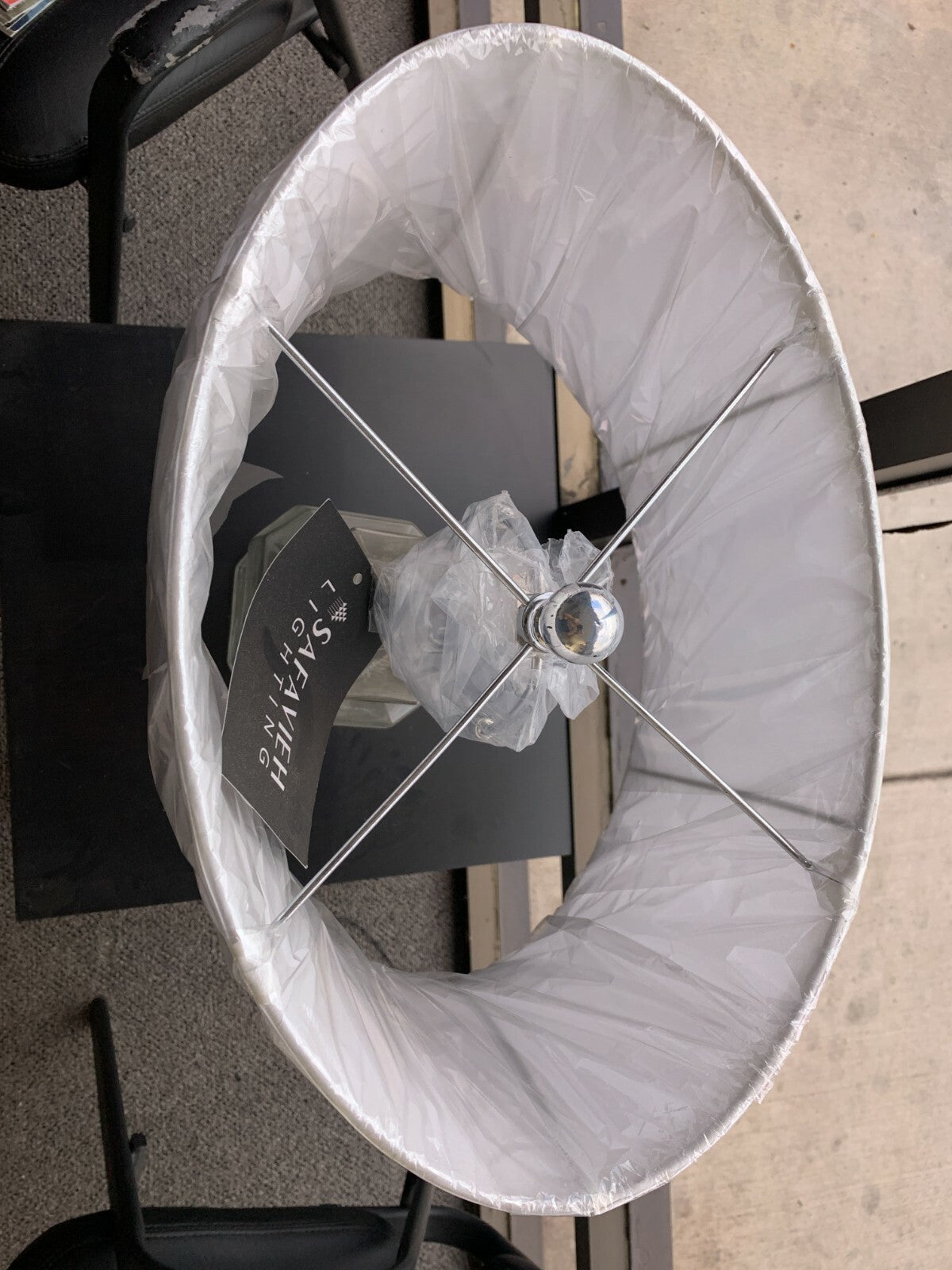 Safavieh Glass Oval Table Lamp 26x18x10
