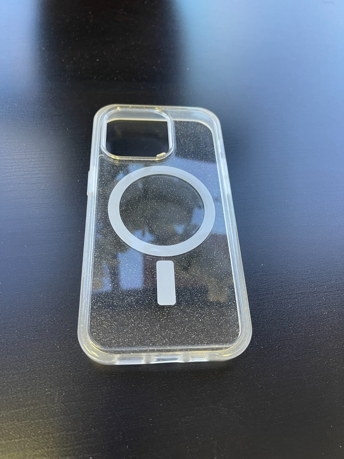 SYMMETRY SERIES OtterBox MagSafe iPhone 14 Pro ClearGlitter
