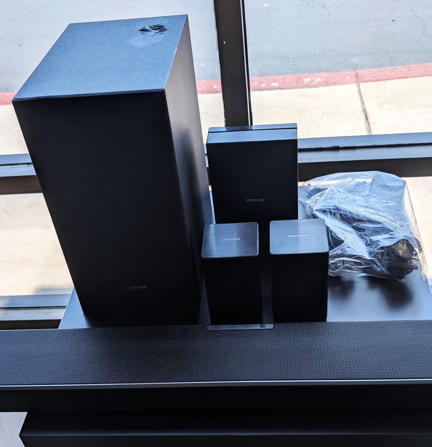 Samsung HW-Q67CT 7.1 Ch, Soundbar System, Wireless, Subwoofer Acoustic Beam