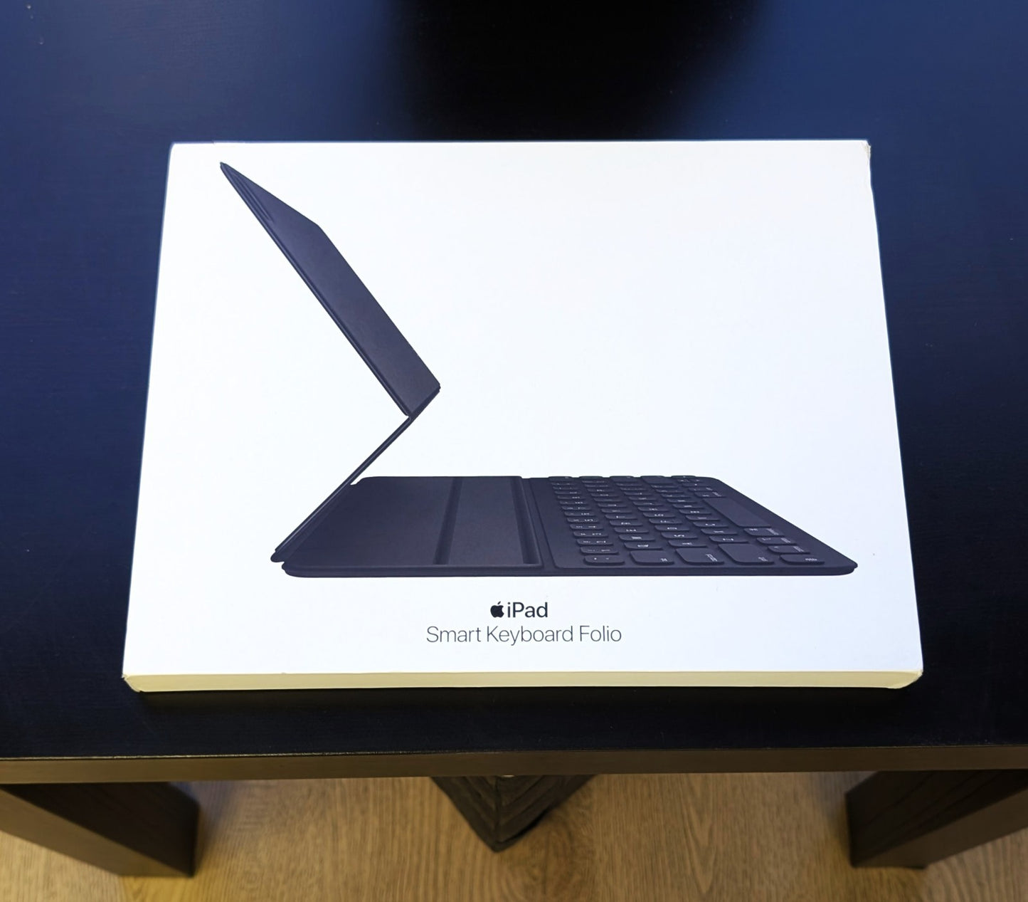 iPad Pro 12.9" 4th Gen Keyboard Folio – Apple Smart Cover, US English