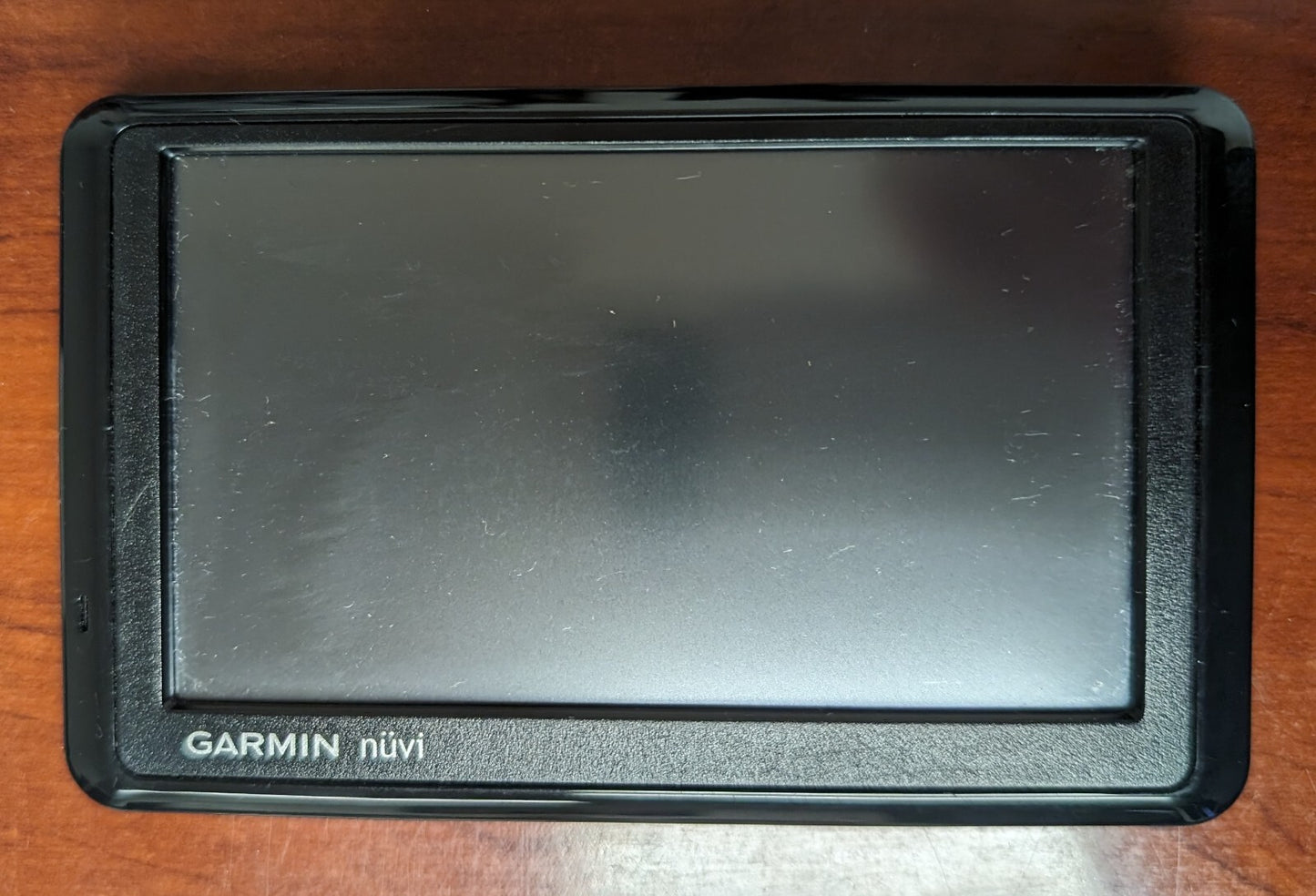 1390LMT GPS Garmin nvi 43 Portable Bluetooth Navigator Lifetime Map Traffic
