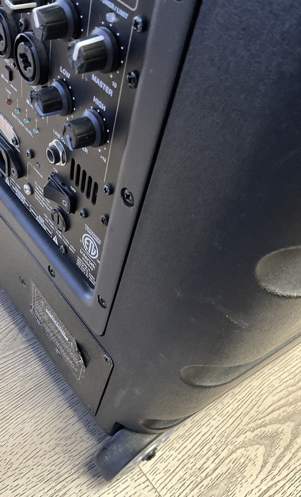 Marantz Professional Voice Rover | 10" Portable AC/Battery-Powered PA System