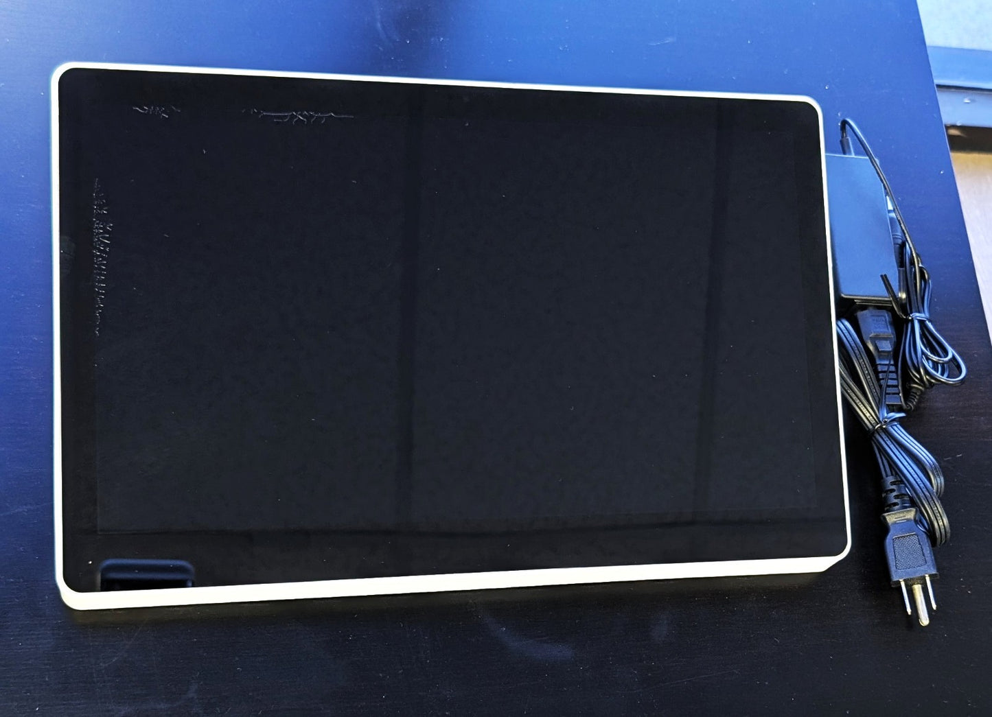 OUTFORM 15.6" TOUCH SCREEN 21A0021-A13