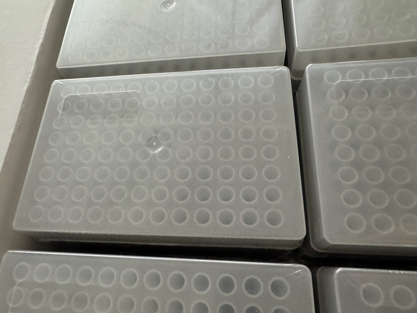 FV-100-R-LAB Axygen fine Point Robotic Pipet Tips