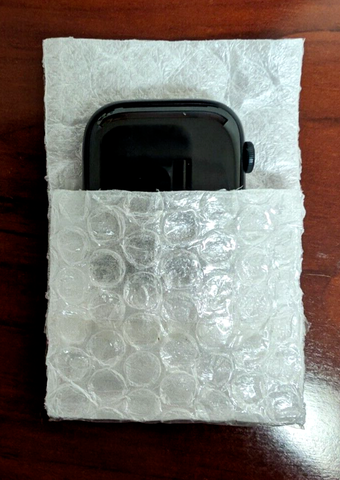 Apple Watch Series 8 GPS 45mm – Midnight Aluminum, Fitness, Blood Oxygen, Retina