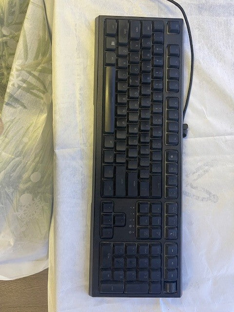 BLACK Razer Ornata V2 Fullsize Wired MechaMembrane Gaming Keyboard