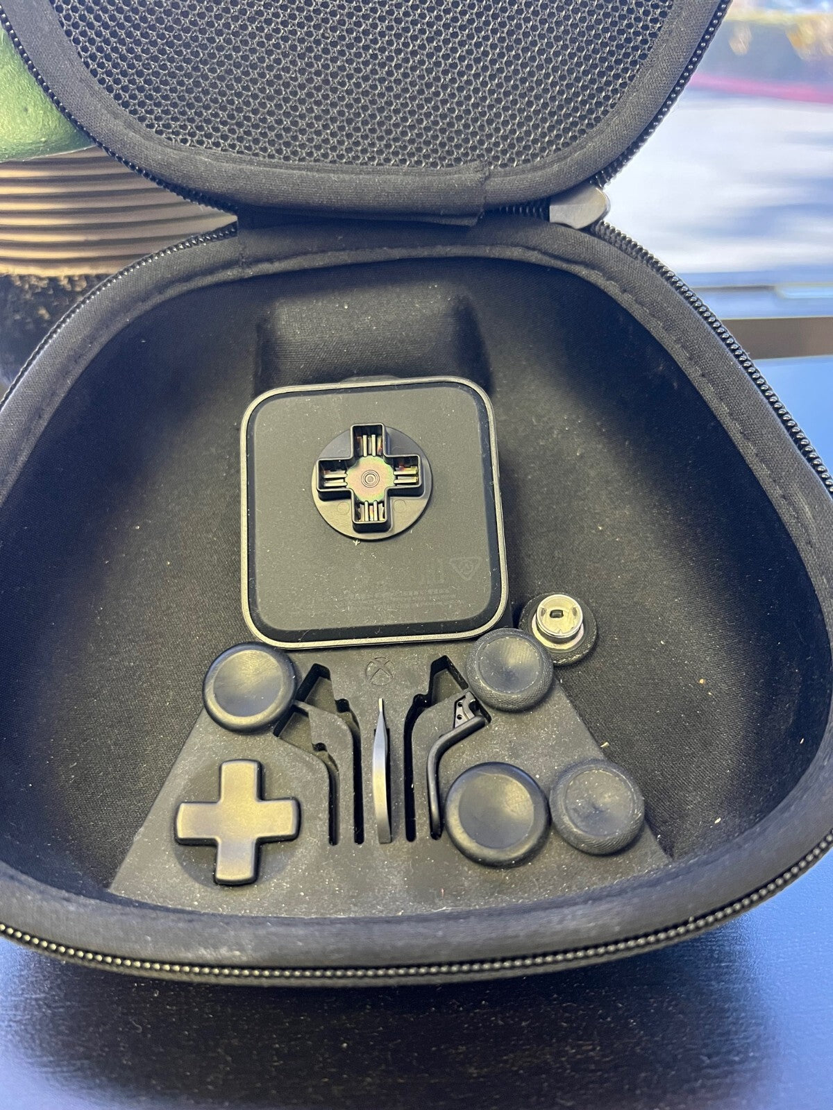 Xbox Elite Series 2 Controller Carrying W Charging Stand Some Parts