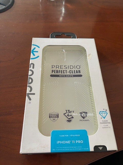 136447-5085 Speck Presidio PerfectClear w Grips iPhone 11 Pro Clear