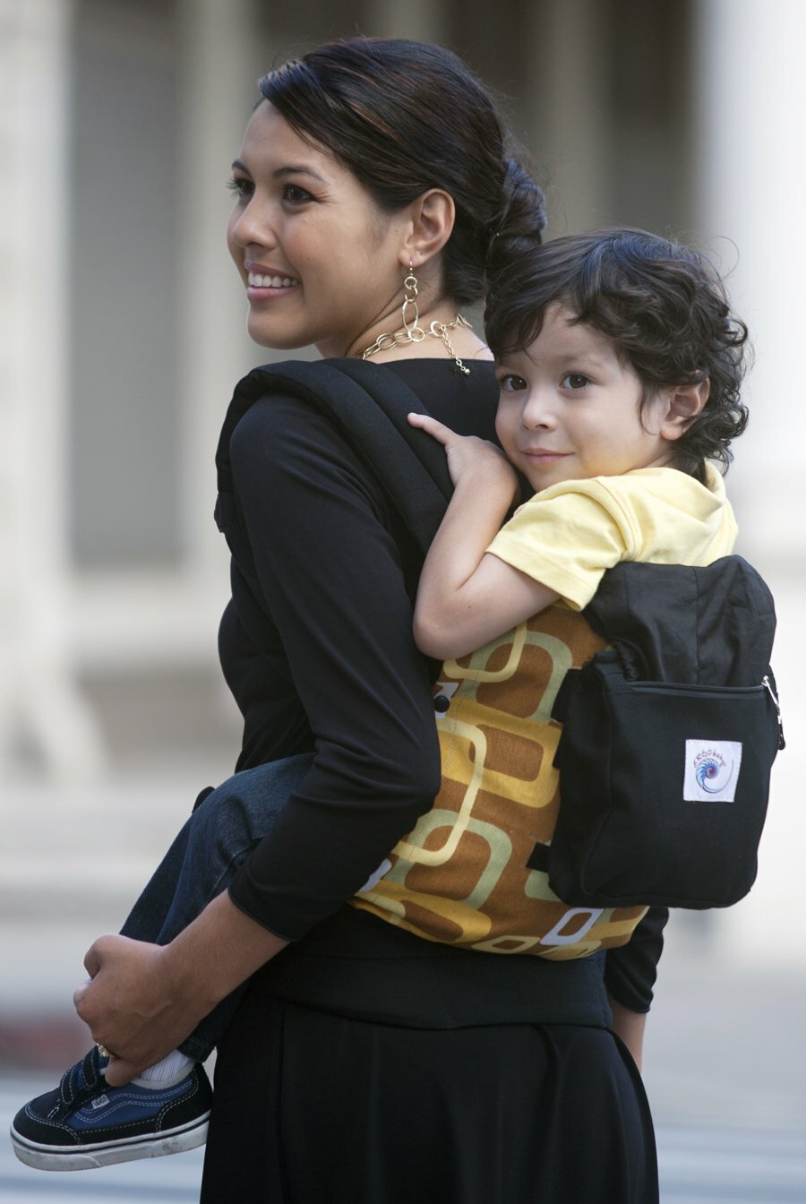FRONT HIP Ergobaby Options Baby Carrier Black or Carry
