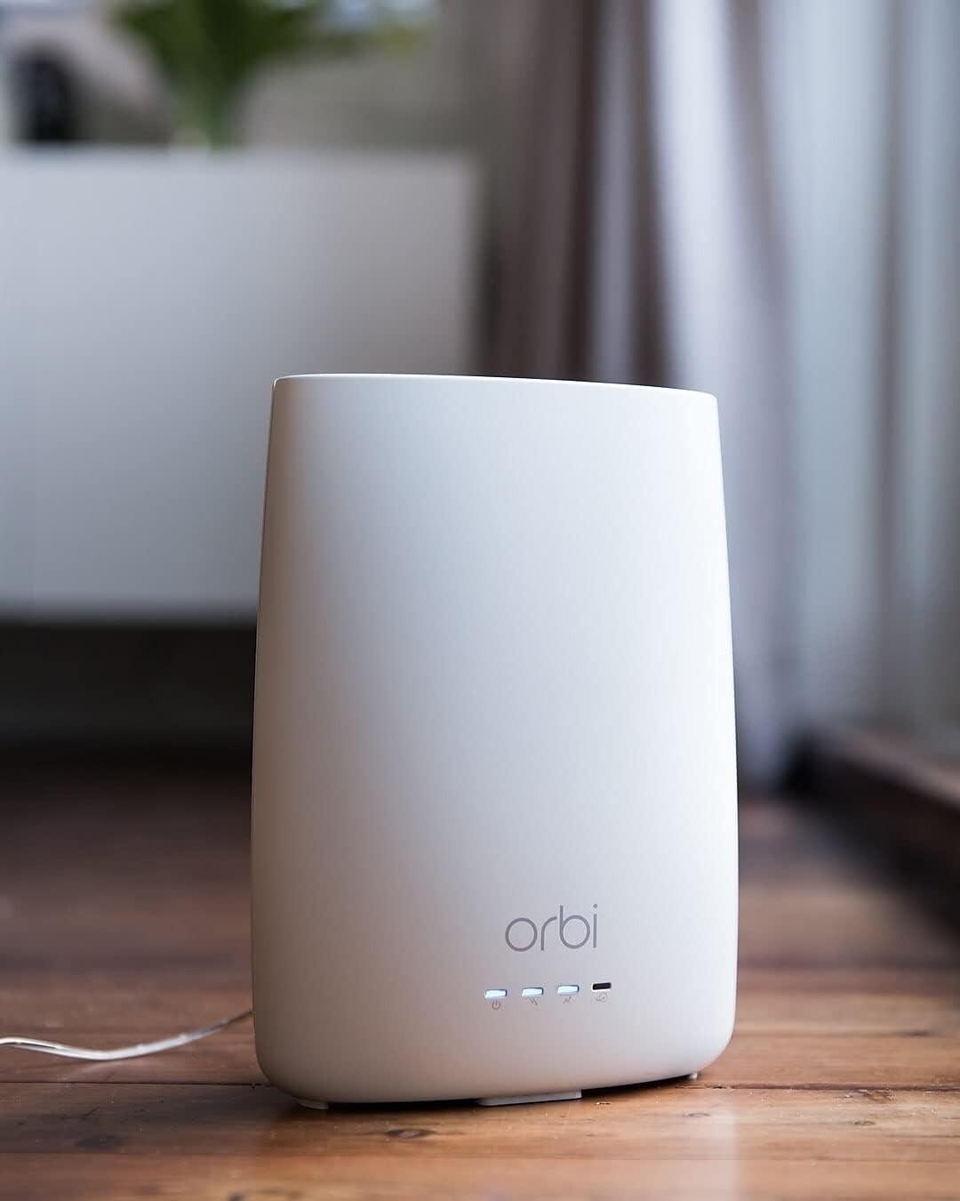 NETGEAR AC2200 Orbi 22 Gbps 4 sq ft DualBand 2pk Modem Satellite