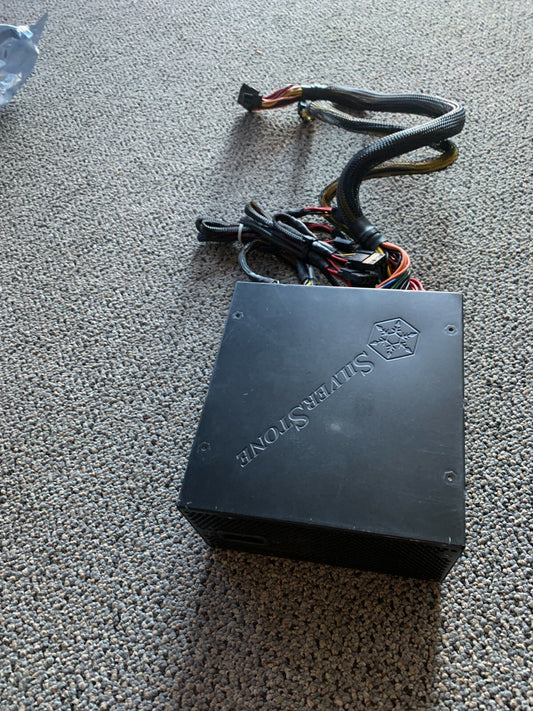 ST60F-P 600W SilverStone Strider Plus 80 Plus Bronze Modular Power Supply
