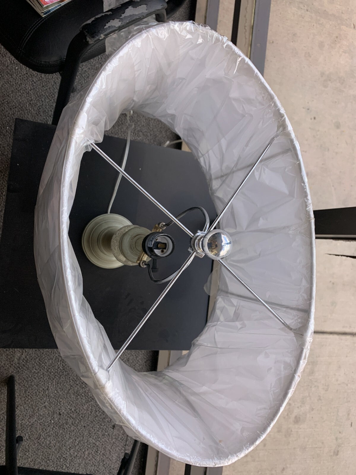 Safavieh Glass Ball Table Lamp 26x18x10
