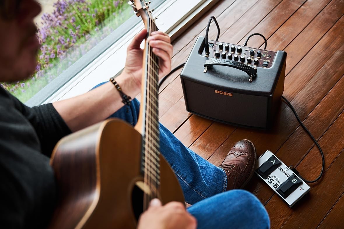 BOSS AC-22LX Acoustic Guitar Combo Amplifier Black