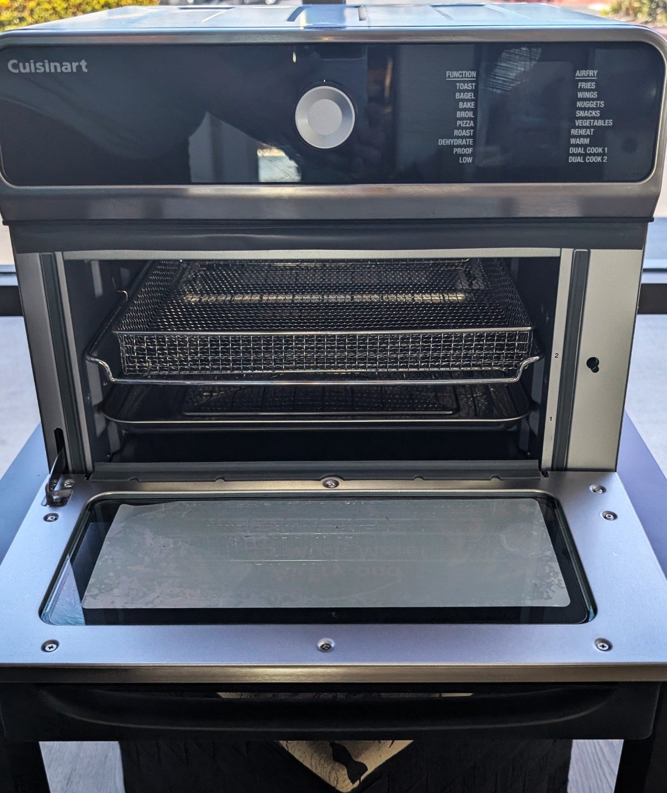 Cuisinart Digital AirFryer Toaster Oven – 0.6 cu.ft (17L), Silver CTOA-130PC3