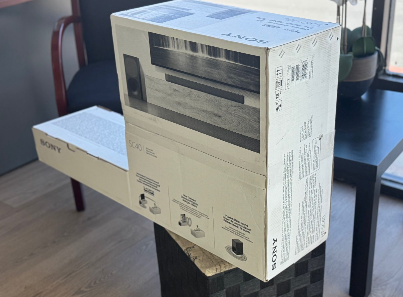 Sony Soundbar w/ Wireless Sub Reach Powerful Bass 2.1 Home Theater HT-SC40 /S400