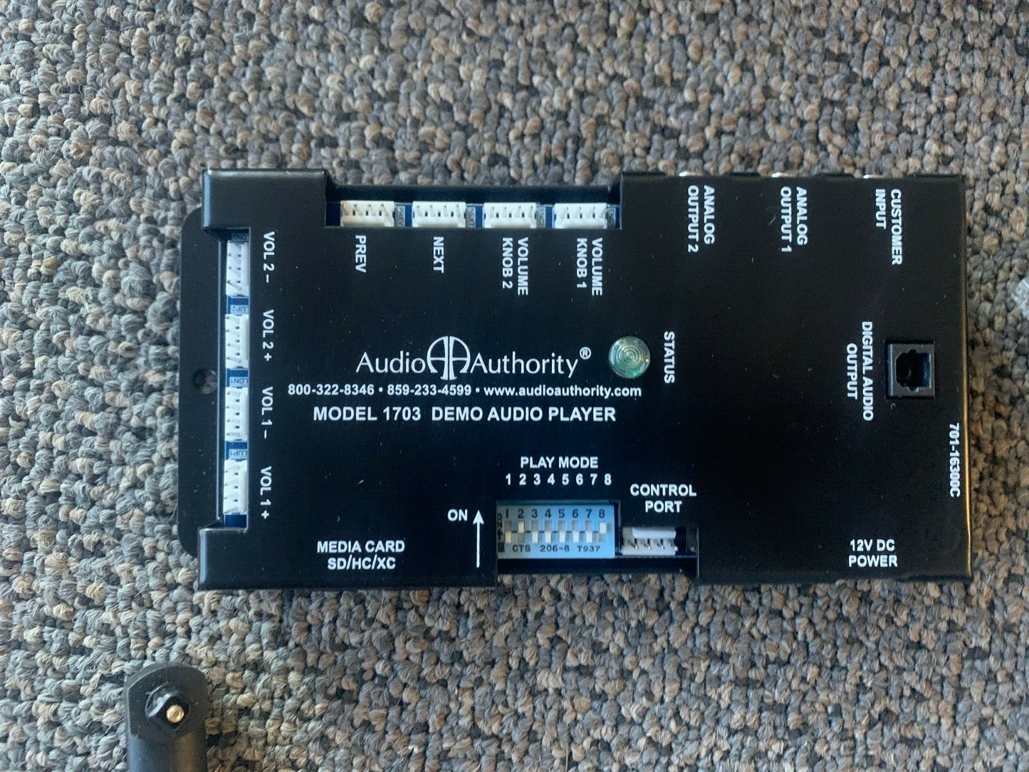 OFBF24-BC01 24 Bluefin Tech Display Panel Retail Monitor w Audio Authority