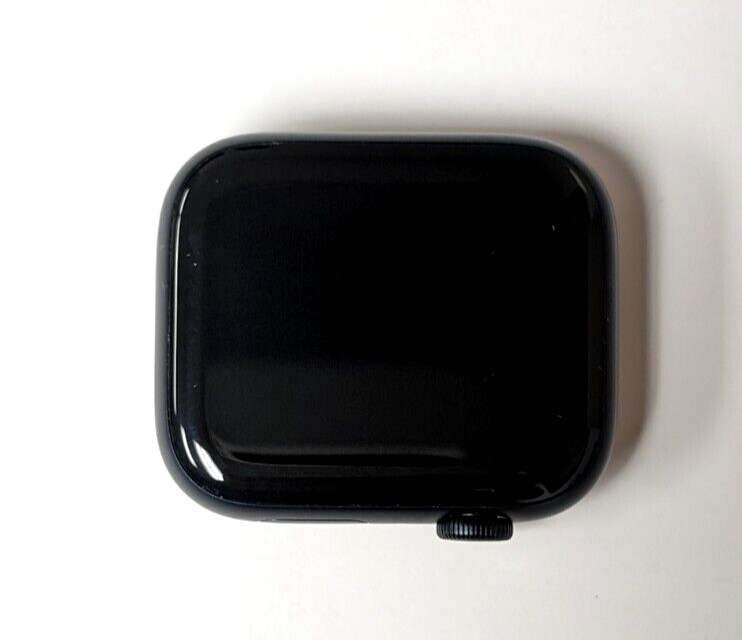 Apple Watch Series 8 GPS 45mm – Midnight Aluminum, Fitness, Blood Oxygen, Retina
