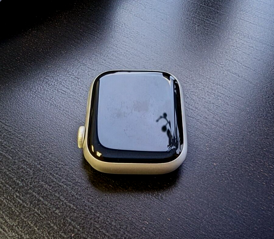GPS Apple Smart Watch 8 41mm wSilver Aluminum Water Resistant Blood Fitnes