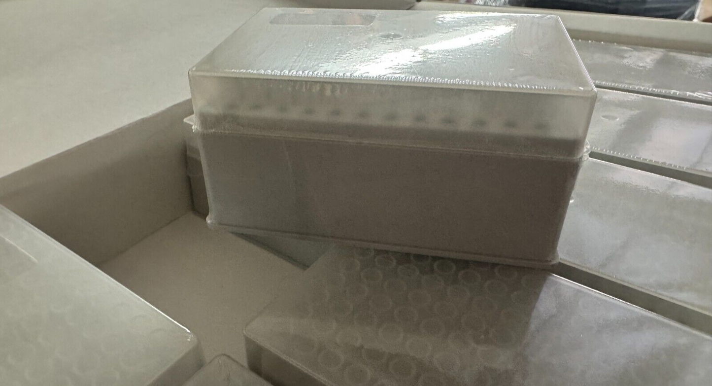FX-1536-30FP-R 384 Axygen Fine Point Robo Pipet Tips 30L Well Compatible