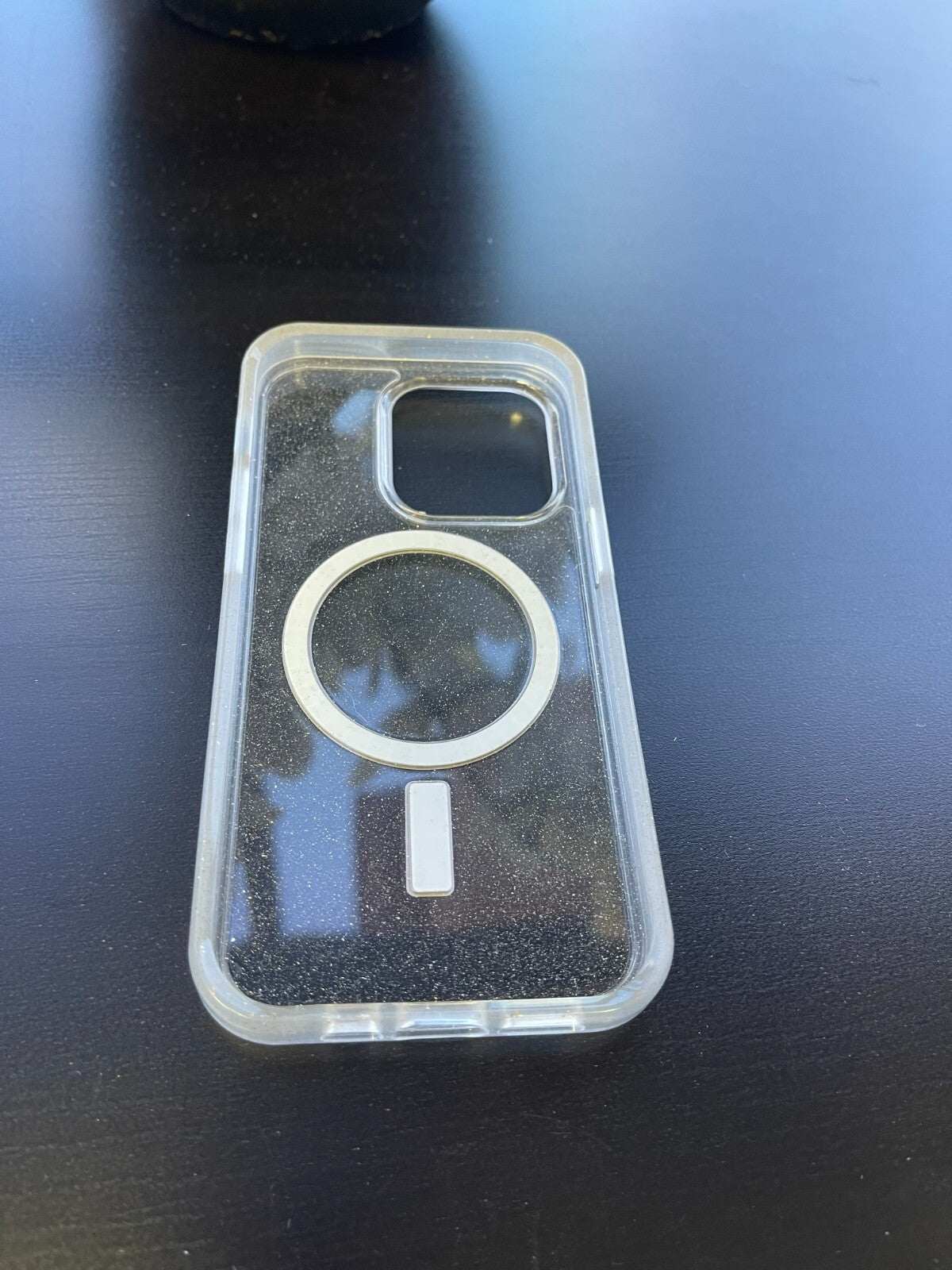 SYMMETRY SERIES OtterBox MagSafe iPhone 14 Pro ClearGlitter