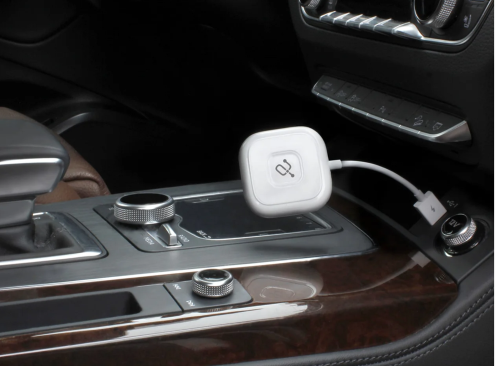 Aluratek Wireless Adapter for Apple CarPlay