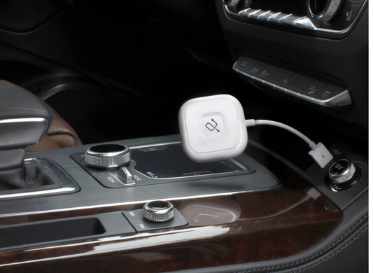 Aluratek Wireless Adapter for Apple CarPlay